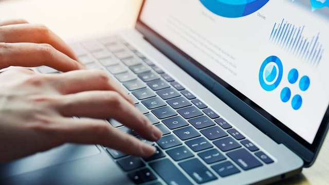 戦略策定と戦術設定